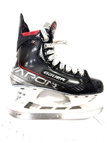 Used Bauer 3X Junior Hockey Skate Junior 04 11860-S000296132