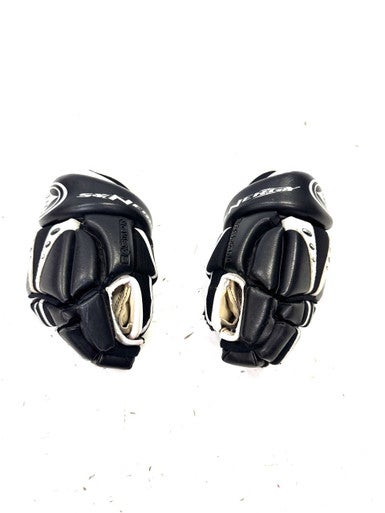 Used Easton SYNERGY 100 Youth Gloves Black 10" 11860-S000296123