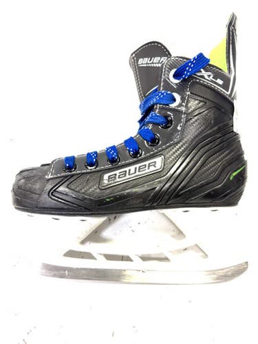Used Bauer XLS Junior Hockey Skate Junior 03 11860-S000296112