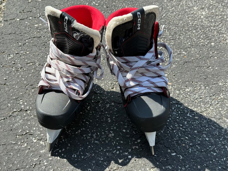 2024 CCM EFLEX 6.5 Hockey Goalie Skates Regular Width Size 3 (Used)