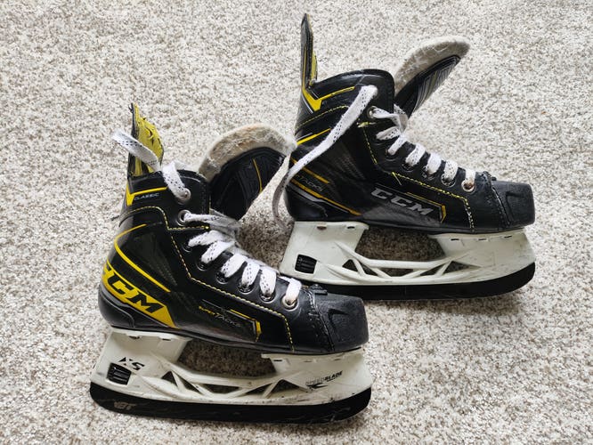 CCM Super Tacks Hockey Skates Regular Width Size 1 (Used)
