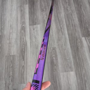 Bauer Twitch Left 77Flex P28 (New)