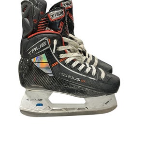 Used True HZRDOUS SCOTT VAN Intermediate Hockey Skate Intermediate 6.0 11834-S000038933