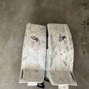 Brian’s Optik 9.0 goalie pads 32+1