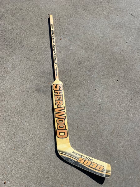 Sher-Wood 5030 Feather-Lite Wood Hockey Stick – Senior 21”