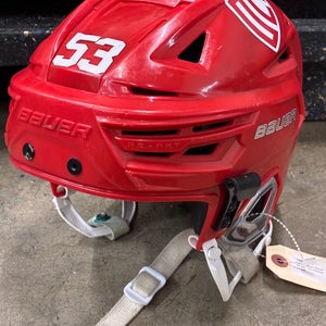 Red Medium Bauer Re-Akt 155 Helmet (Used)