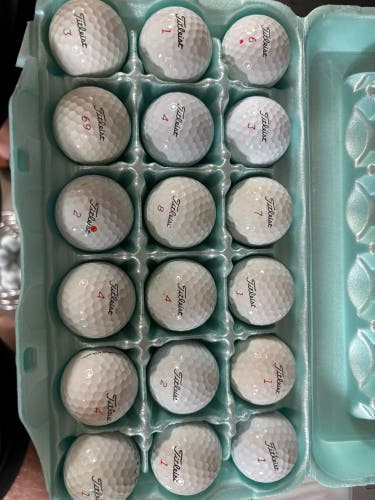 Titleist Pro V1x Balls 18 Pack (Used)