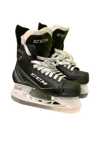 Used CCM RIB XT Junior Hockey Skate Junior 04 11686-S000044969
