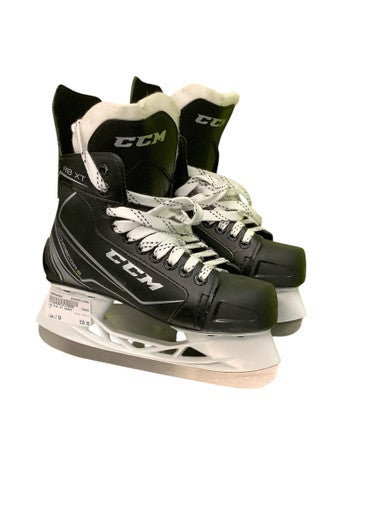 Used CCM RIB XT Junior Hockey Skate Junior 04 11686-S000044969