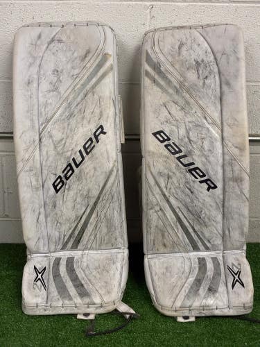 White Small Intermediate Bauer Vapor 2X Goalie Leg Pads (Used)