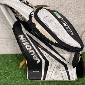 White Junior Vaughn SLR3 Goalie Gloves & Blockers Regular (Used)