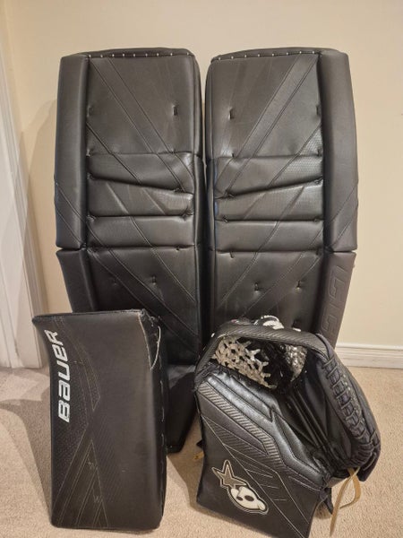 35+2 CCM Eflex 5 pads, Bauer Ultrasonic Blocker, Brian's Sz3 Glove Goalie Full Set Pro Stock (Used)