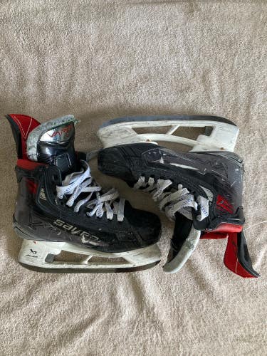 Bauer Vapor X5 Pro Hockey Skates | Size: 3