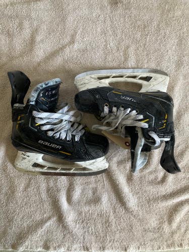 Bauer Supreme M5 Pro Hockey Skates | Size: 2