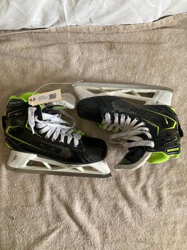 Bauer GSX Hockey Goalie Skates Regular Width | Senior Size: 10