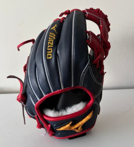 Mizuno Pro Baseball Glove 11.5" (Used)