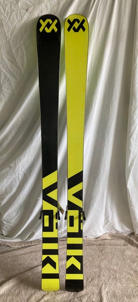 Volkl Jr. Revolt Skis | 138 cm