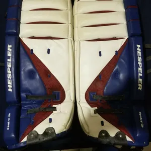 33" 2004 Hespeler Goalie Leg Pads (Used)