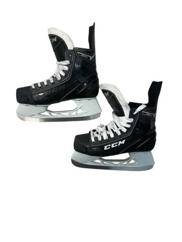 Used CCM 9350 Intermediate Hockey Skate Intermediate 4.0 11835-S000197457