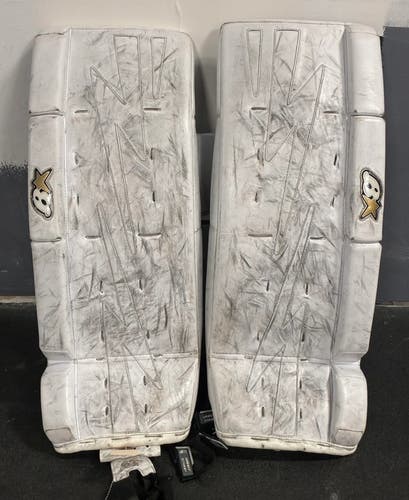 27" Junior Brian's NetZero 2 Goalie Leg Pads (Used)