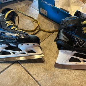 2024 Bauer GSX Hockey Goalie Skates Regular Width Size 1 (Used)