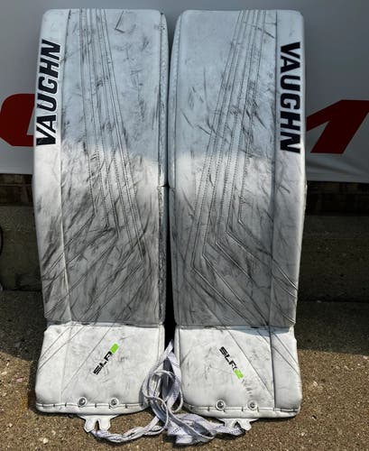 Senior Vaughn Ventus SLR2 Pro Carbon Goalie Leg Pads | 35" + 2
