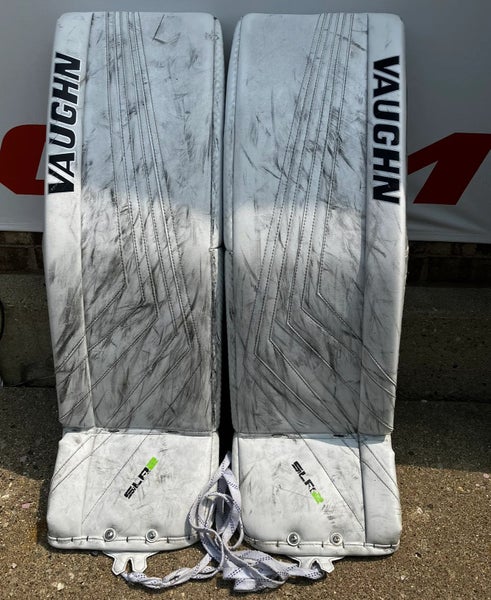 Senior Vaughn Ventus SLR2 Pro Carbon Goalie Leg Pads | 35" + 2