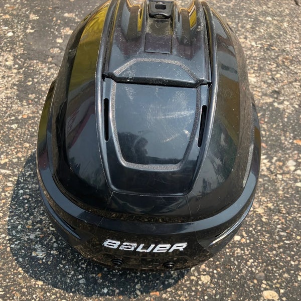 Large Bauer Re-Akt 85 Helmet (Used)