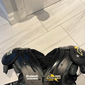 Large Youth Riddell Surge Shoulder Pads (New)