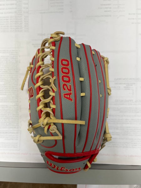 2021 Wilson LH Outfield A2000 Baseball Glove 12.75" (New)