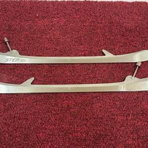 Step Goalie Steel StepVH Goalie Fat Blades Size 288 Item#S288
