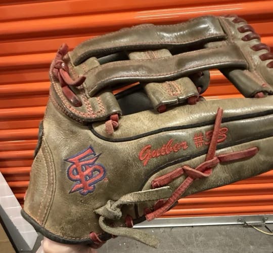 Easton RH Outfield Core Pro Baseball Glove 12.75" (Used)