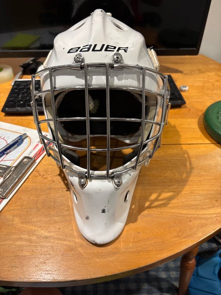 Intermediate 2021 Bauer 940 Goalie Mask  (Used)