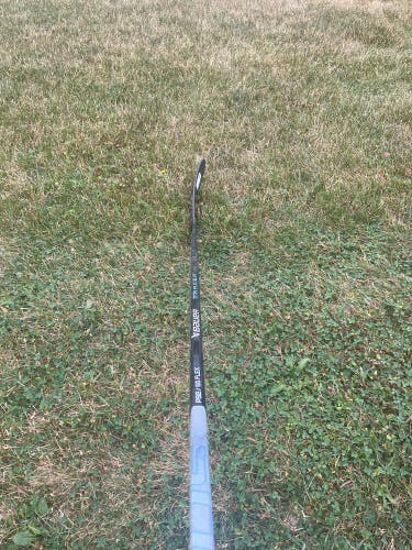 Intermediate Bauer Nexus Tracer Left Hand Hockey Stick P92 (New)
