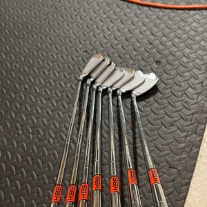 Men's 2025 TaylorMade P790 Right Handed Iron Set 4-pw Stiff Flex  (New)