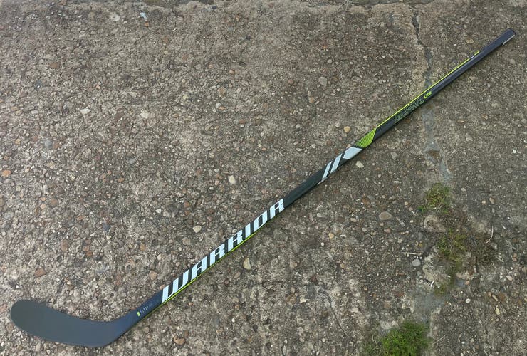 Warrior Alpha LX2 Right handed W28 Pro Stock Hockey Stick 43650