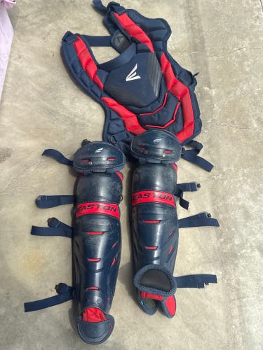 Easton Catcher's Set Used Red/blue