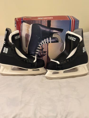 New w/Box Vintage CCM Champion 90 Classic Senior Men's Ice Hockey Skates 7D