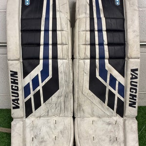 26" Junior Vaughn Velocity VE8 Goalie Leg Pads (Used)