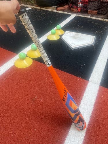 2023 Louisville Slugger Atlas Alloy USSSA Certified Bat (-10) 19 oz 29" (Used)