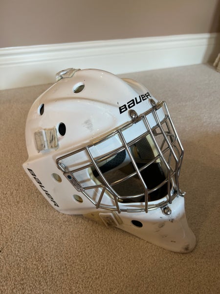 Senior 2021 Bauer 960 Goalie Mask (Used)