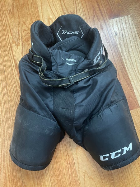 Youth Small CCM Tacks 3092 Hockey Pants (Used)