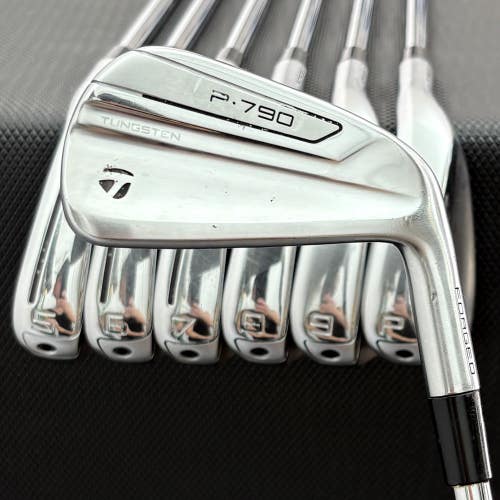 TAYLORMADE P790 2019 IRON SET 4-P