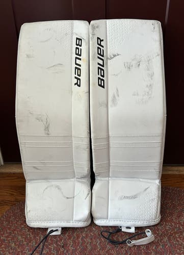Large 2023 Bauer GSX Goalie Leg Pads (Used)