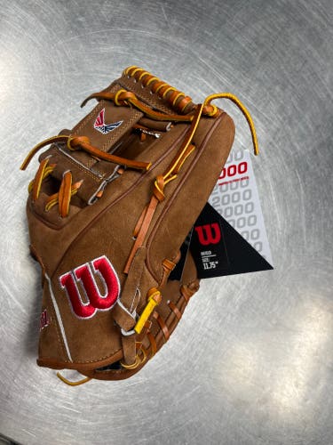 Wilson Infield A2000 Baseball Glove 11.75"