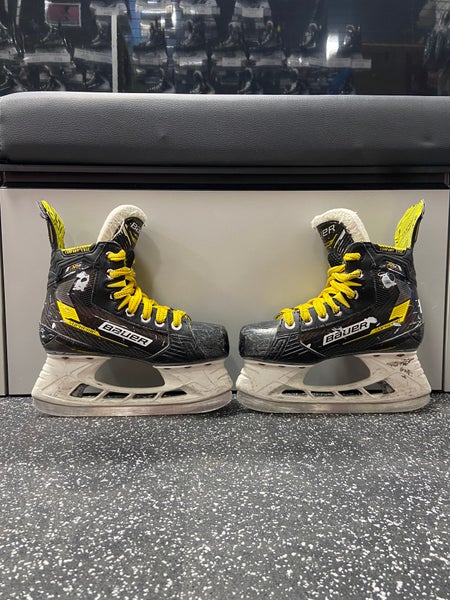 Used Bauer Supreme M4 Size 2 D Skates