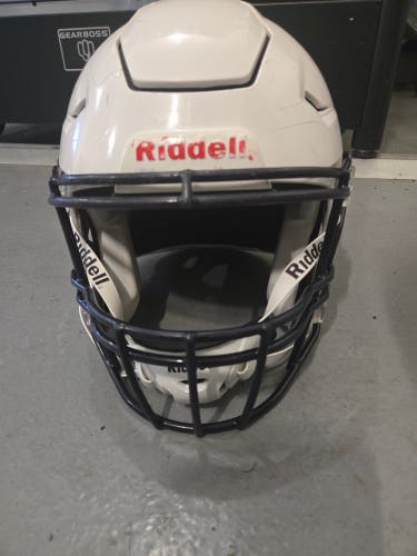 Large Adult Riddell SpeedFlex Helmet (Used)
