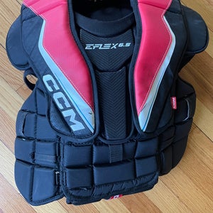 Large/Extra Large CCM Extreme Flex E5.5 Goalie Chest Protector  (Used)