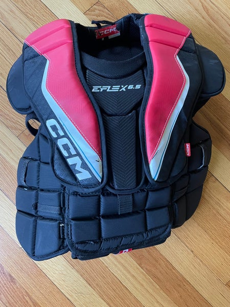 Large/Extra Large CCM Extreme Flex E5.5 Goalie Chest Protector  (Used)