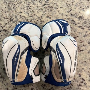 Pro stock bauer 1n size medium.